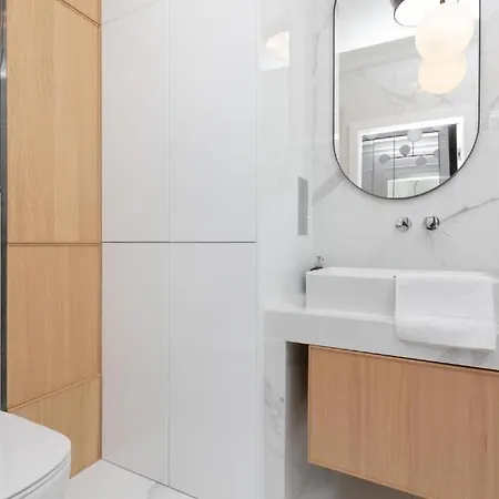 White In Bemowo Apartament